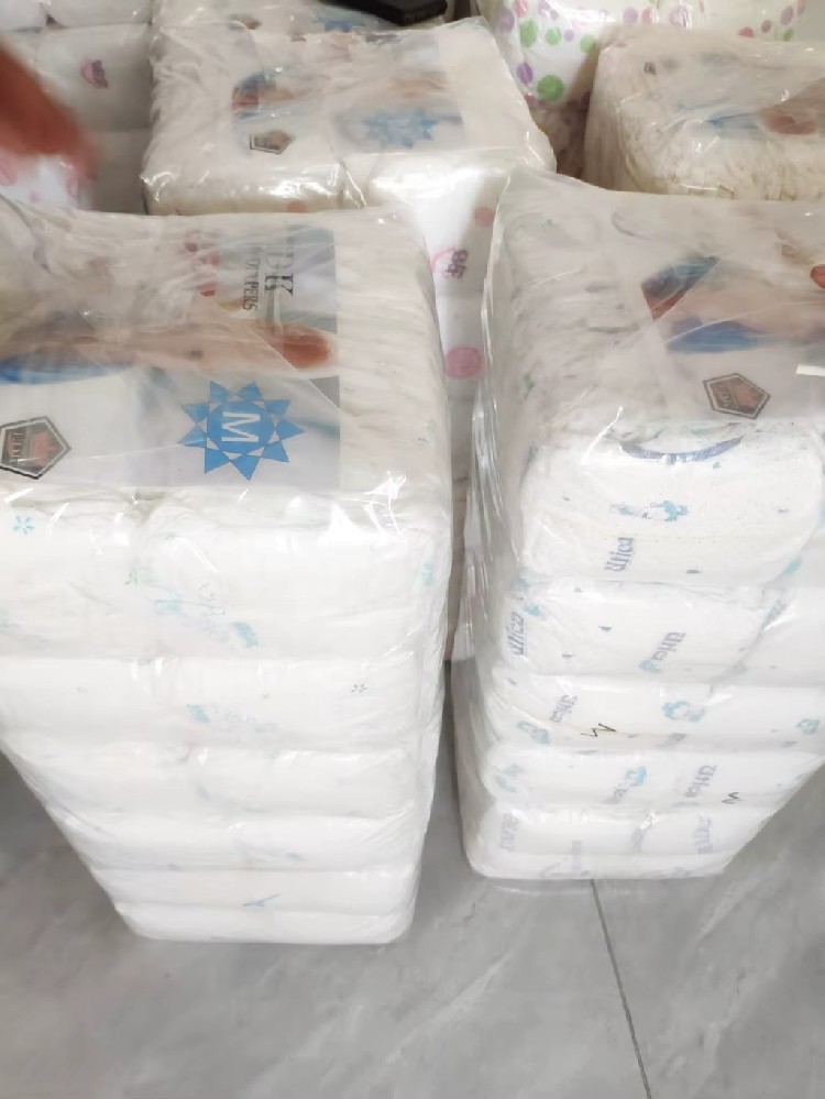 Baby Diaper Stock Lot Wholesale